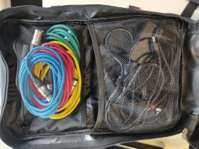 Cot&eacute; droit de la poche du fond