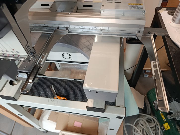 positionnement des bras supportant les cadres