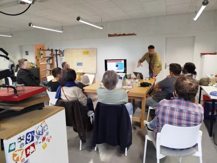 photo de la session de présentation du Hackerspace PRCC